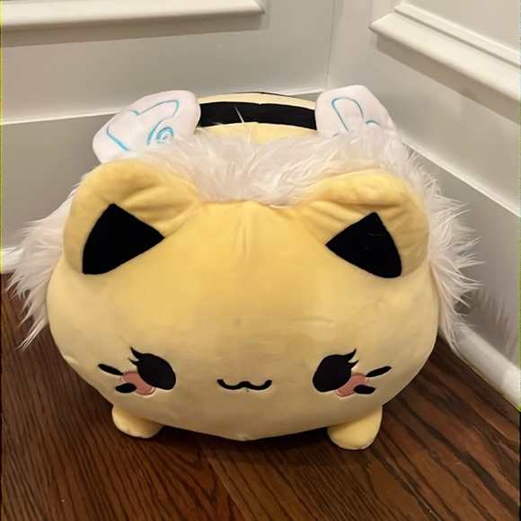 Meowchi Queen Bee large plush - Picture 1 of 10